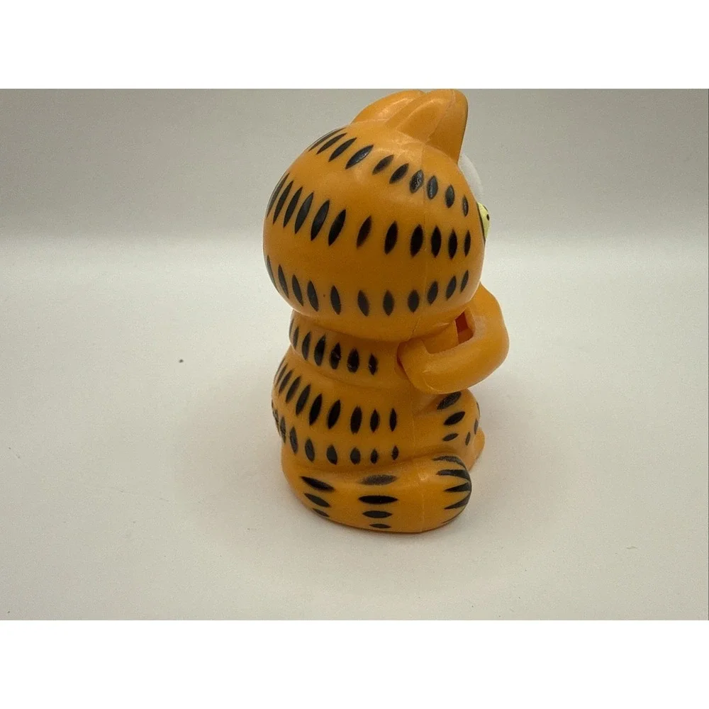 Vintage 1981 GARFIELD with a Cookie Jar 3 inch Figurine Superior Toy Co Candy